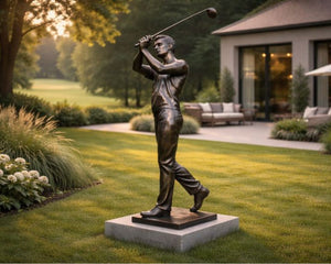 Bronzen golfspeler - Doika