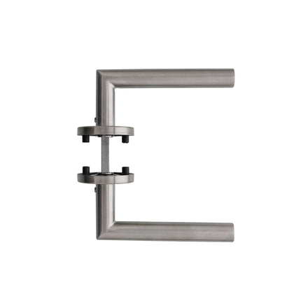 Poignée de porte Intersteel Angle 90° sur rosace en acier inoxydable brossé