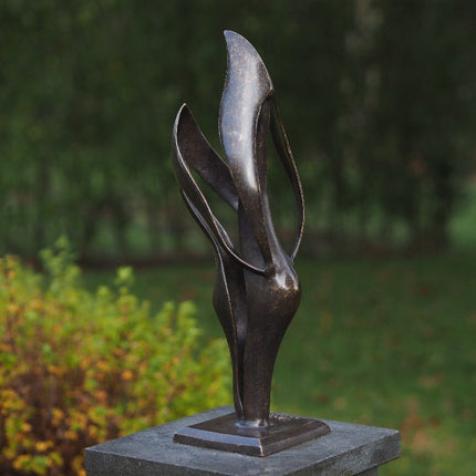 Bronzen beeld Modern liefdespaar HARMONY 45x13x15cm