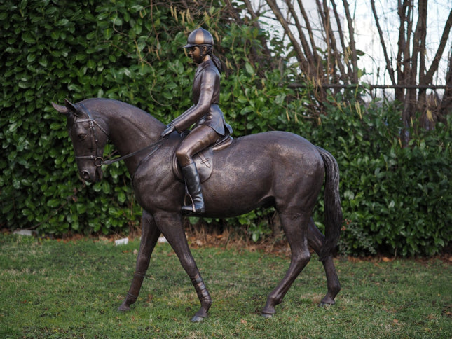 Bronzen beeld Meisje op Paard 200x70x190cm