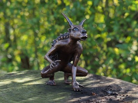 Bronzen beeld Geitman 18x9x12cm - Doika - Bronzen beeld - Doika - 5410807014523 - BS1452B