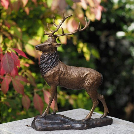 Bronzen beeld Klein hert 28x12x32cm - Doika - Bronzen beeld - Doika - 5410807011850 - AN1185BR-B