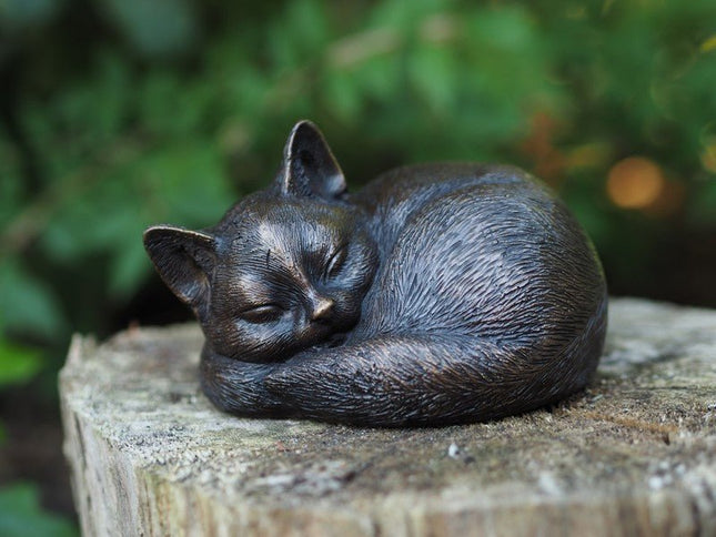 Bronzen beeld Slapende poes 9x14x11cm - Doika - Bronzen beeld - Doika - 5410807012284 - AN1228BR-B