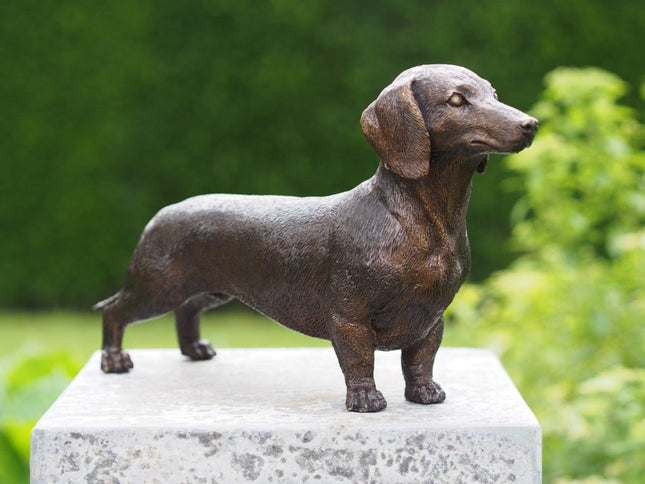Bronzen beeld Tekkel 18x8x30cm - Doika - Bronzen beeld - Doika - 5410807013878 - BS1387B
