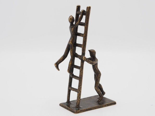 Bronzen beeld The sky is the limit 20x5x10cm - Doika - Bronzen beeld - Doika - 5410807028360 - AN2836BR-BI
