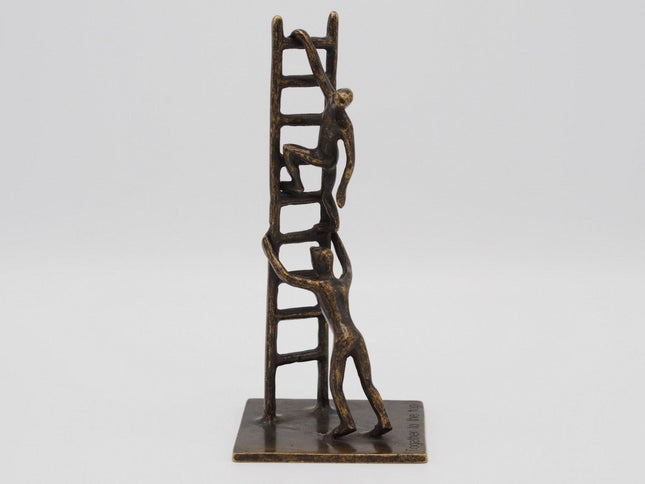 Bronzen beeld Together to the top 22x10x10cm - Doika - Bronzen beeld - Doika - 5410807028353 - AN2835BR-BI