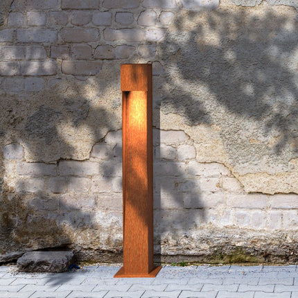 GARDD Pillar lamp cortenstaal 10x10x80cm (DxBxH) - Doika BV - Buitenverlichting - Gardd - GARDD-C1S-800